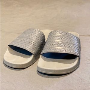 Gray Men’s Adilette Slides